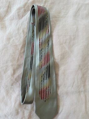 Light Gray Men's Slim Tie with Red and Black Stripe Accents